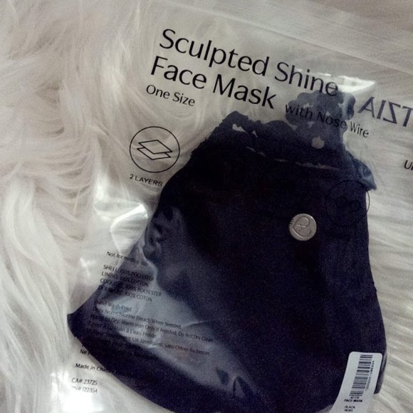 New Aritzia Black Sculpted 2 Layers Reusable Satin Face Mask O/S - Picture 3 of 6